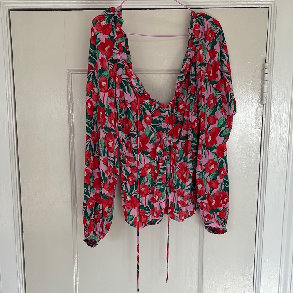 Vero Moda Floral Red and Green Women's Top